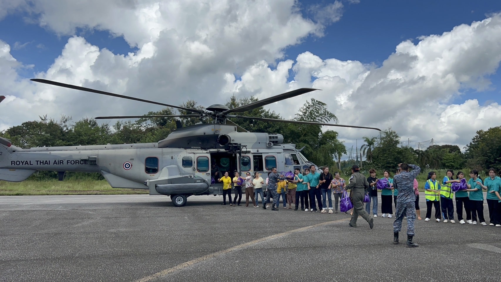 พลังแห่งความสามัคคี ร่วมก้าวผ่านวิกฤตน้ำท่วม