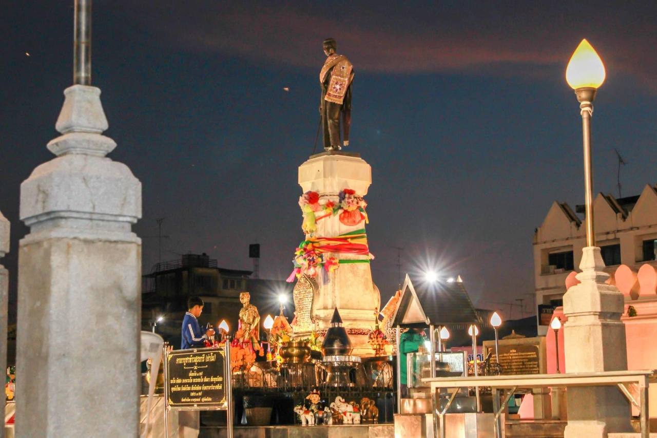 กองบิน ๑ ร่วมแสดงความจงรักภักดี เนื่องในวันนวมินทรมหาราช