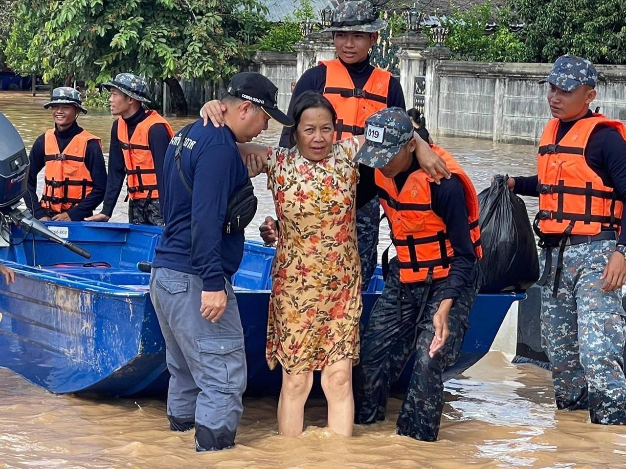 เชียงใหม่จมบาดาล น้ำท่วมหนักสุดในรอบทศวรรษ บ้านเรือนจมน้ำ ผู้ประสบภัยเดือดร้อน