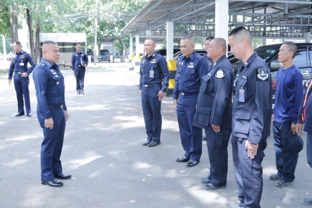 ผบ.ทอ. ลงพื้นที่ให้กำลังใจ ช่างโยธาทหารอากาศ ขับเคลื่อนงานก่อสร้างด้วยใจ