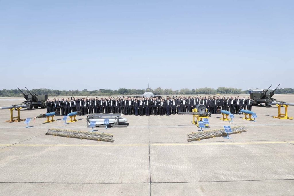 วิทยาลัยการทัพเรือศึกษาดูงานกองบิน ๑ สร้างความร่วมมืออันแข็งแกร่ง