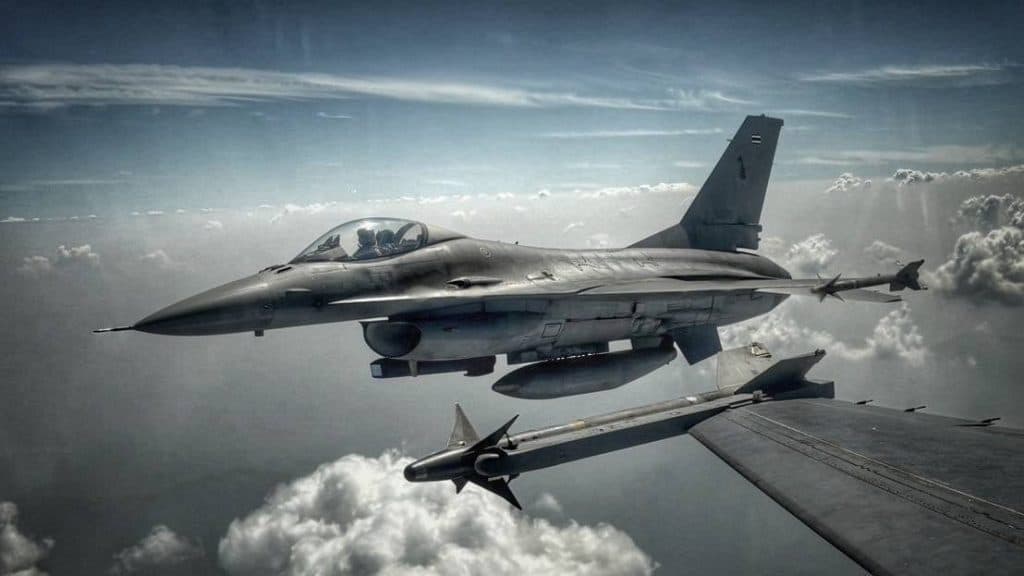 F-16MLU ฝึกพร้อมรบตลอด 24 ชั่วโมง