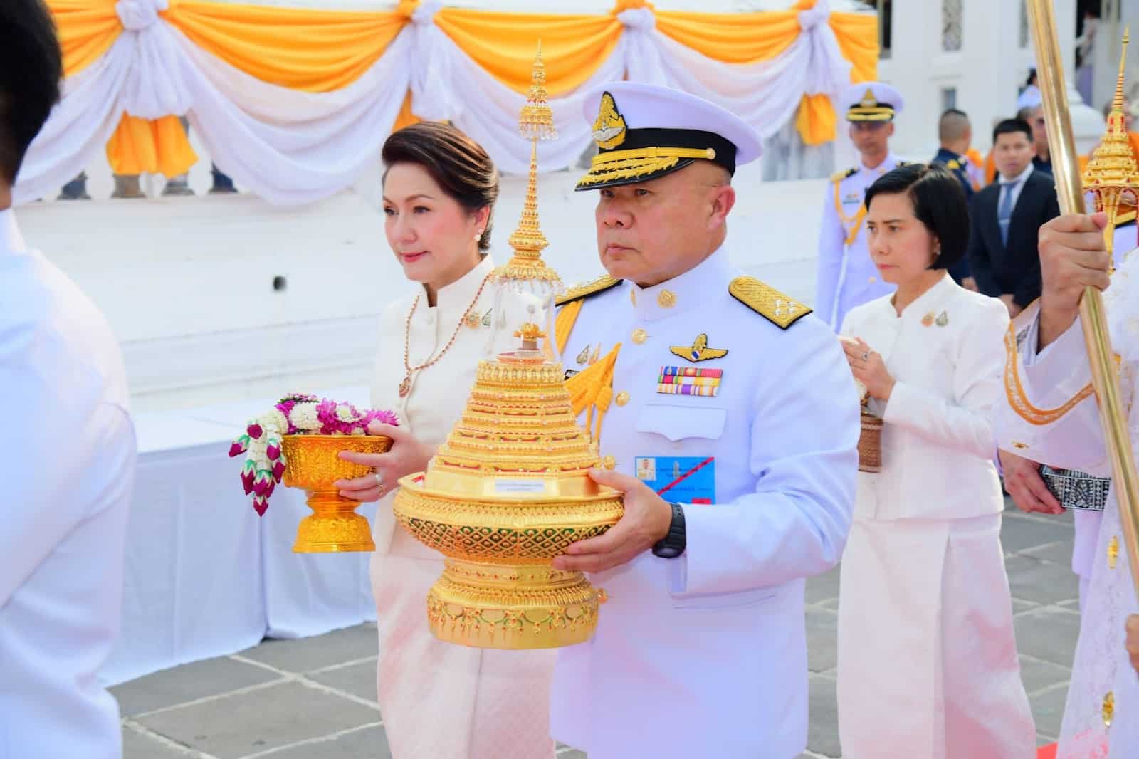 กองทัพอากาศจัดพิธีรับมอบพระบรมสารีริกธาตุฯ